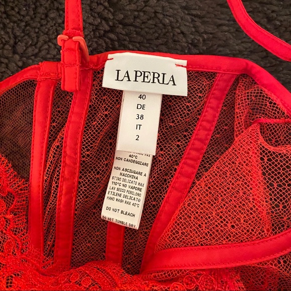 La Perla Sexy Red Lingerie - Picture 3 of 11